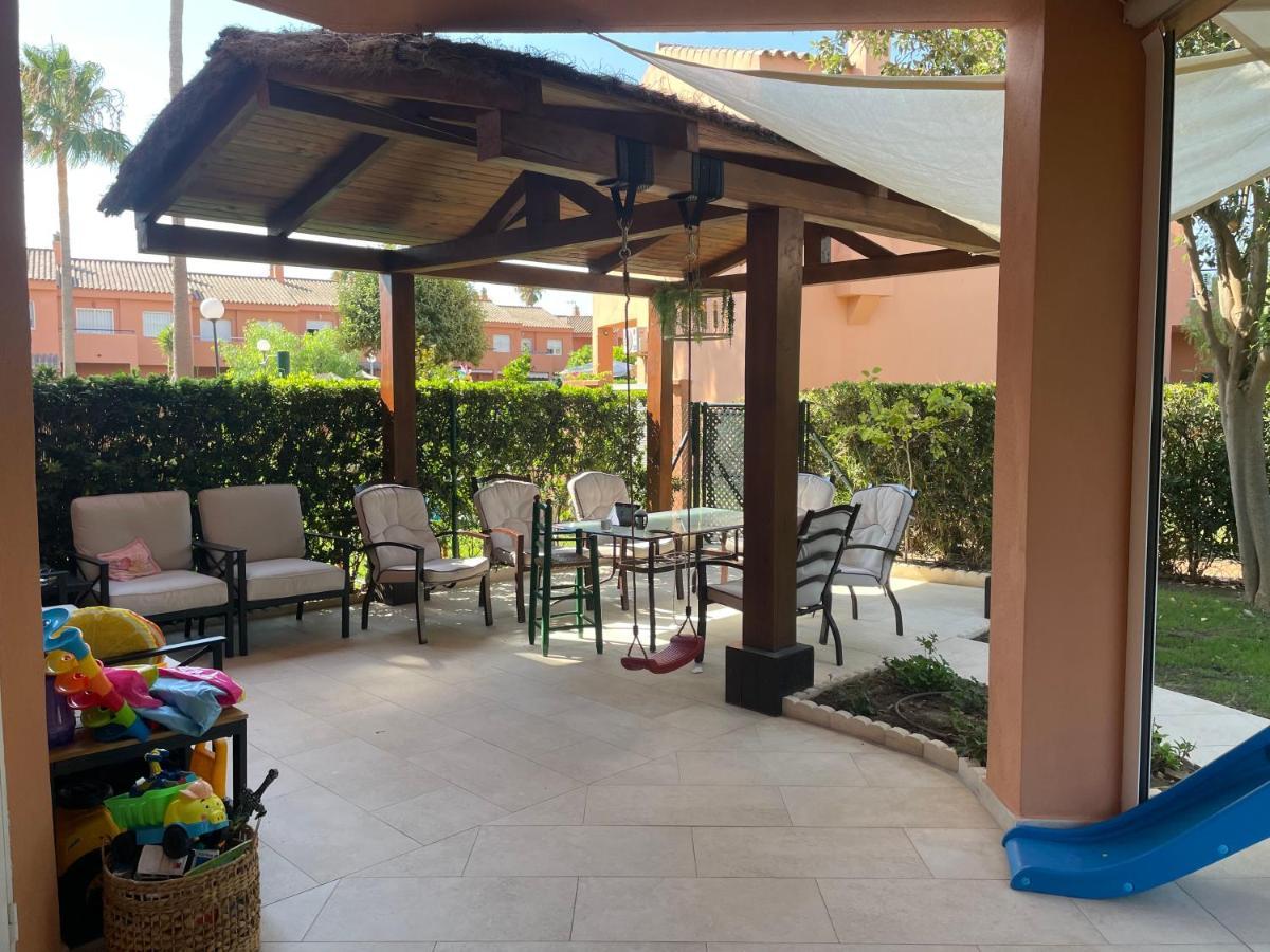 Manilva Beach: Your Costa Del Sol Getaway! Ferienhaus